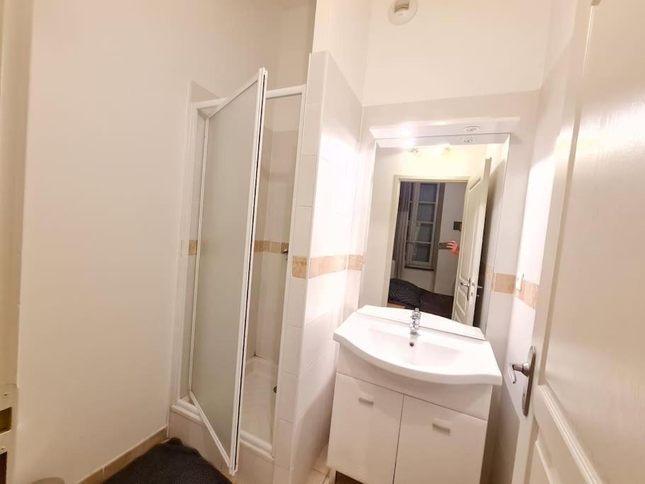 Appartement 4 Voyageurs Avec Terrasse - Wifi قرقشونه المظهر الخارجي الصورة